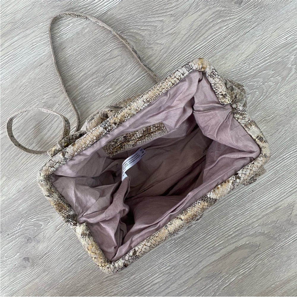 Free People Echo Leather Clutch Crossbody Bag - Picture 4 of 9